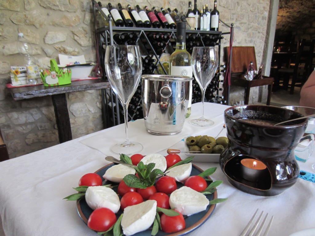 mozerella and tomatoes tuscany