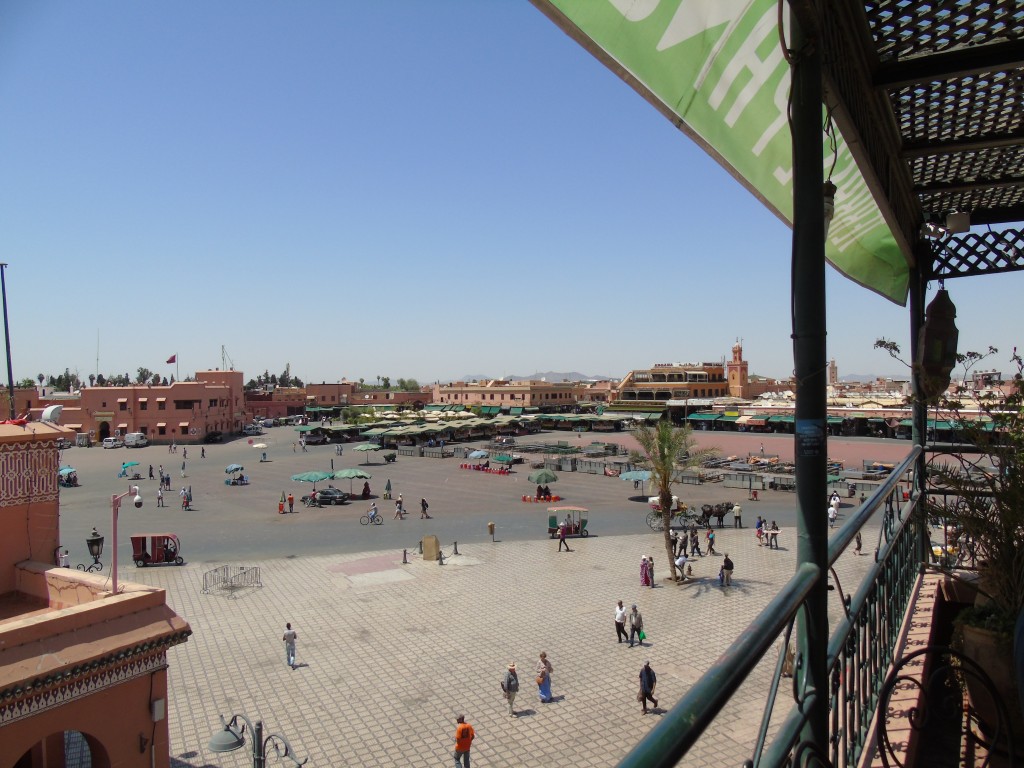 Jamaa el Fna square marrakesh day