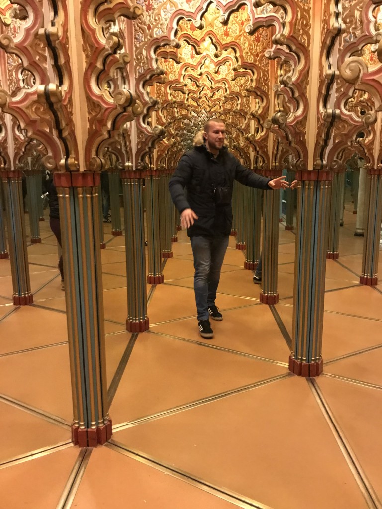 mirror maze in Lucerne switzerland glacier gardens