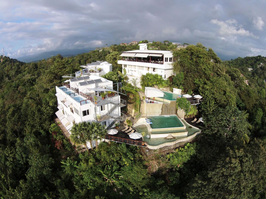 Gaia hotel costa rica multi level pool hotell