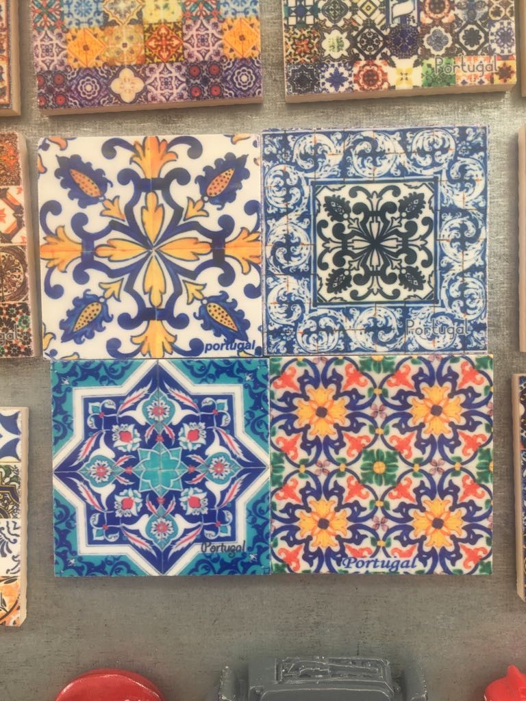 lisbon tiles shopping