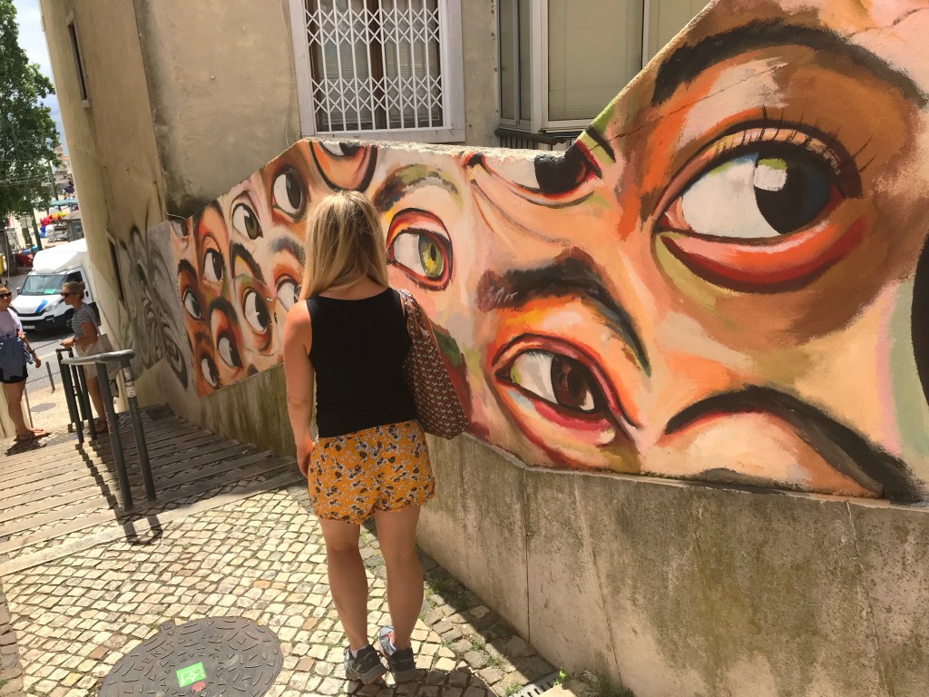 lisbon cool street art