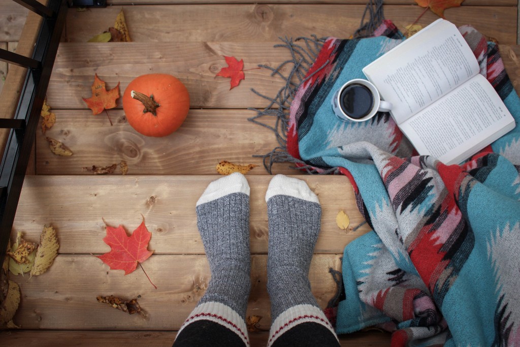 make your home feel cosy autumn tips