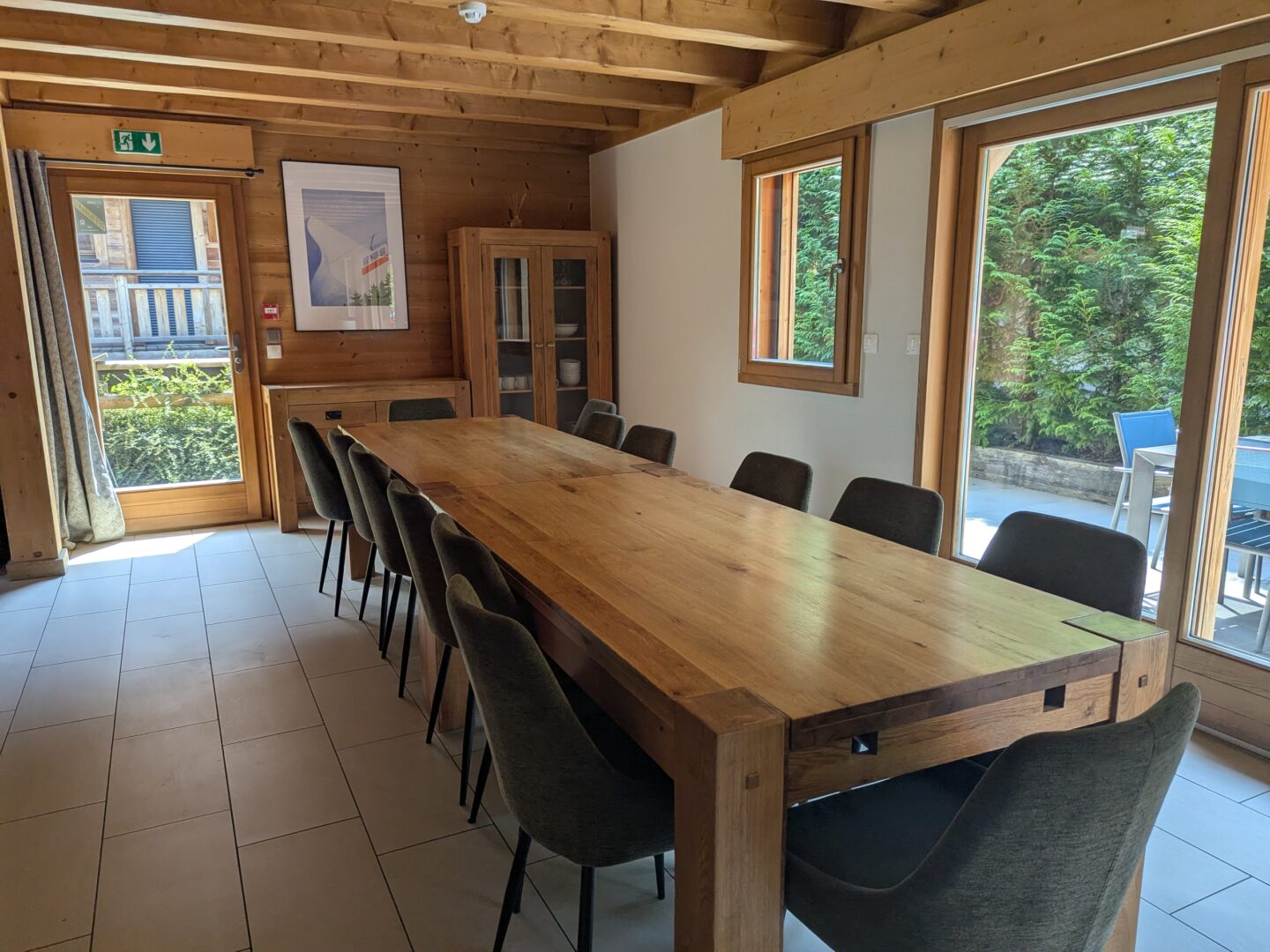 six bedroom 14 person chalet morzine