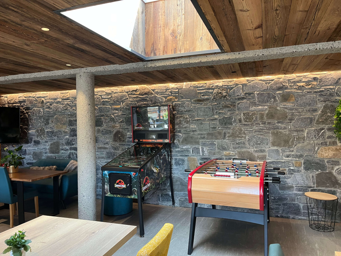 morzine hotel with breakfast mountain views