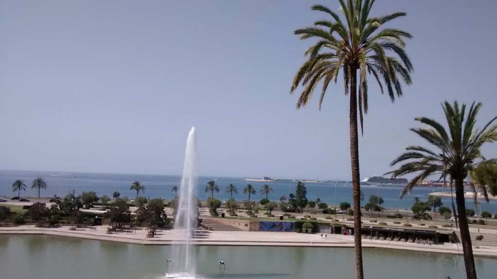 fountain palma cathedral mallorca